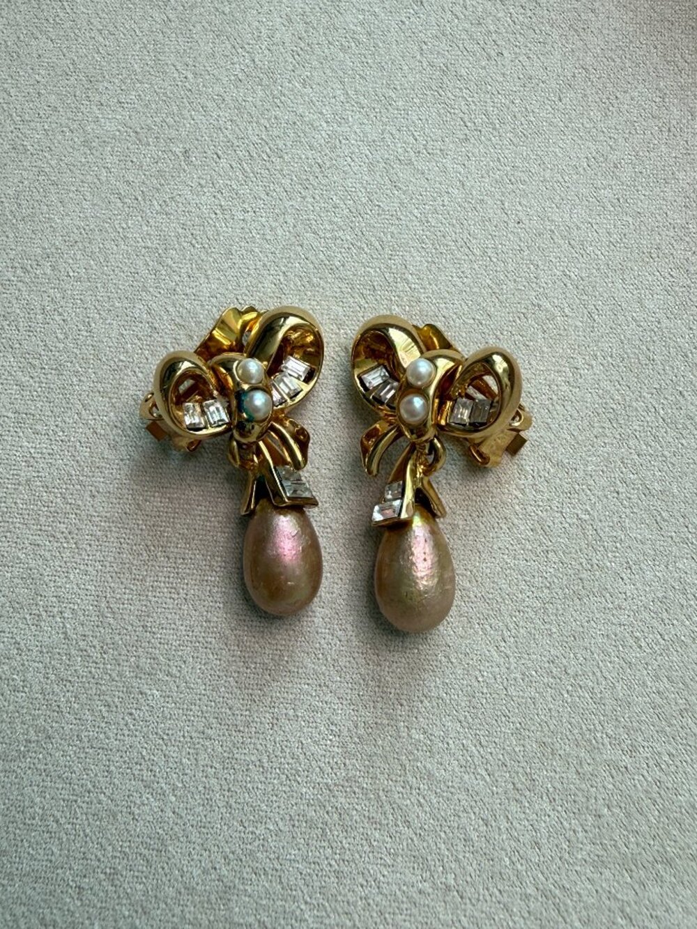 Rare Balmain Clip-on earrings
